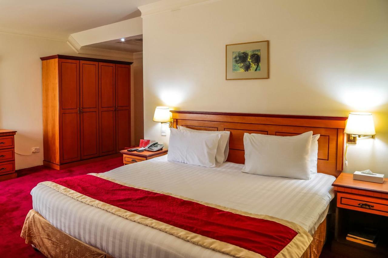 Gulf Pearl Hotel Манама Экстерьер фото