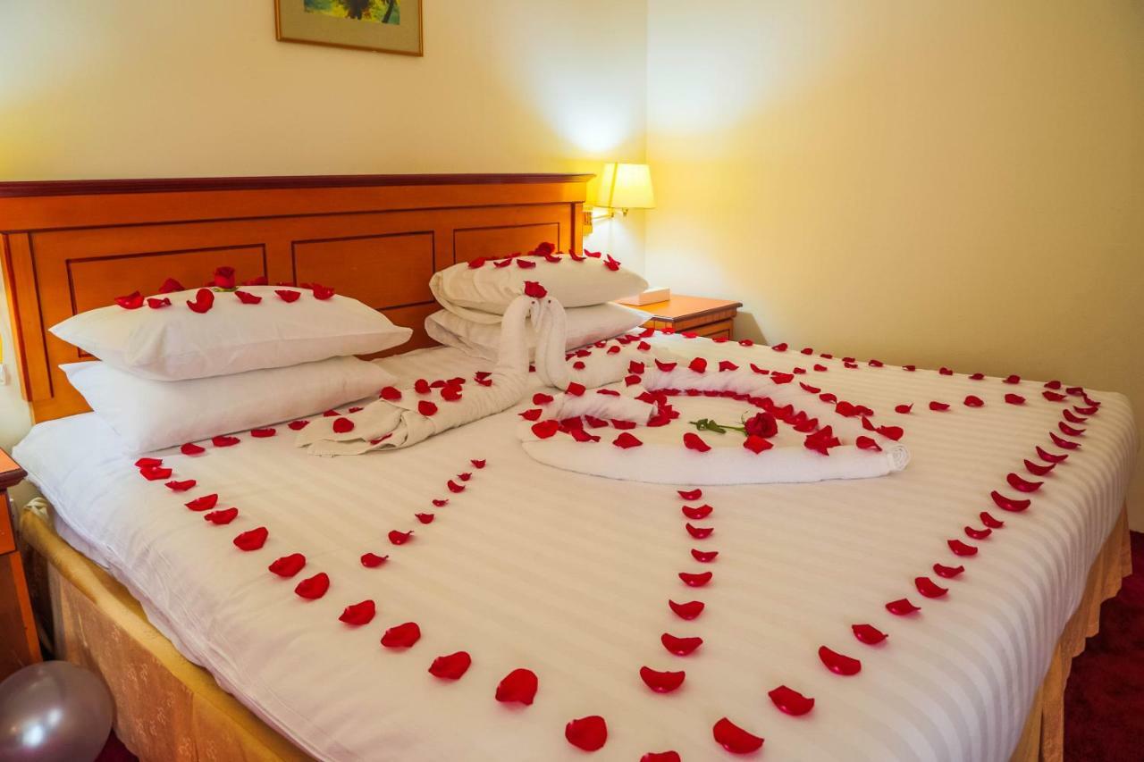 Gulf Pearl Hotel Манама Экстерьер фото